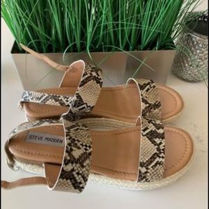 Steve Madden sandals